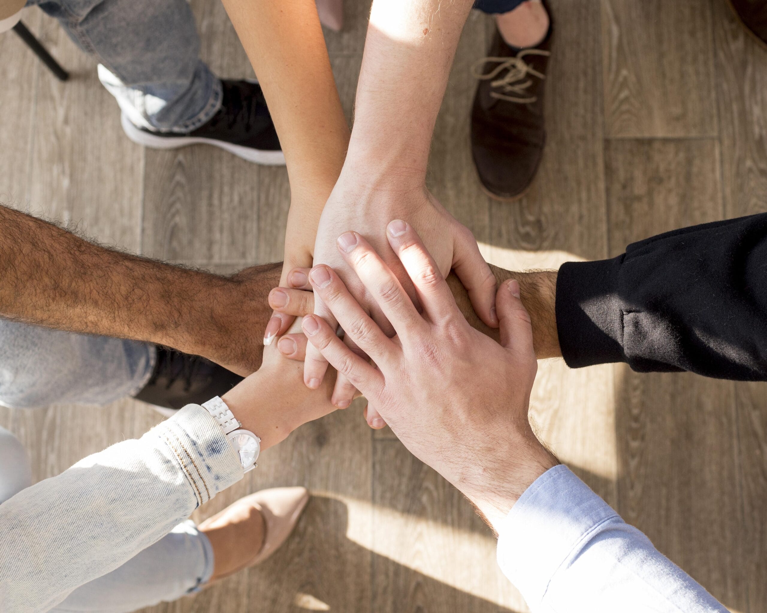 CMS para asociaciones en Valencia-manos CMS para asociaciones en Valencia-manos